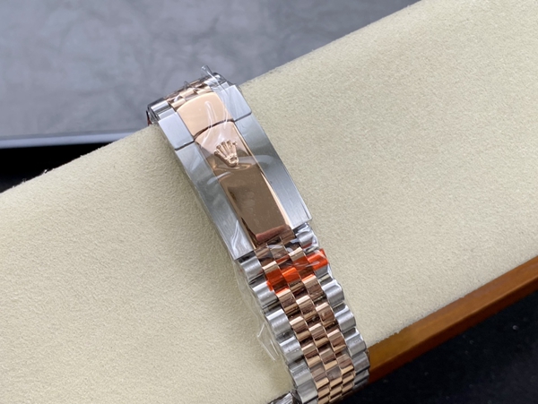 激安ロレックス着用イメージ